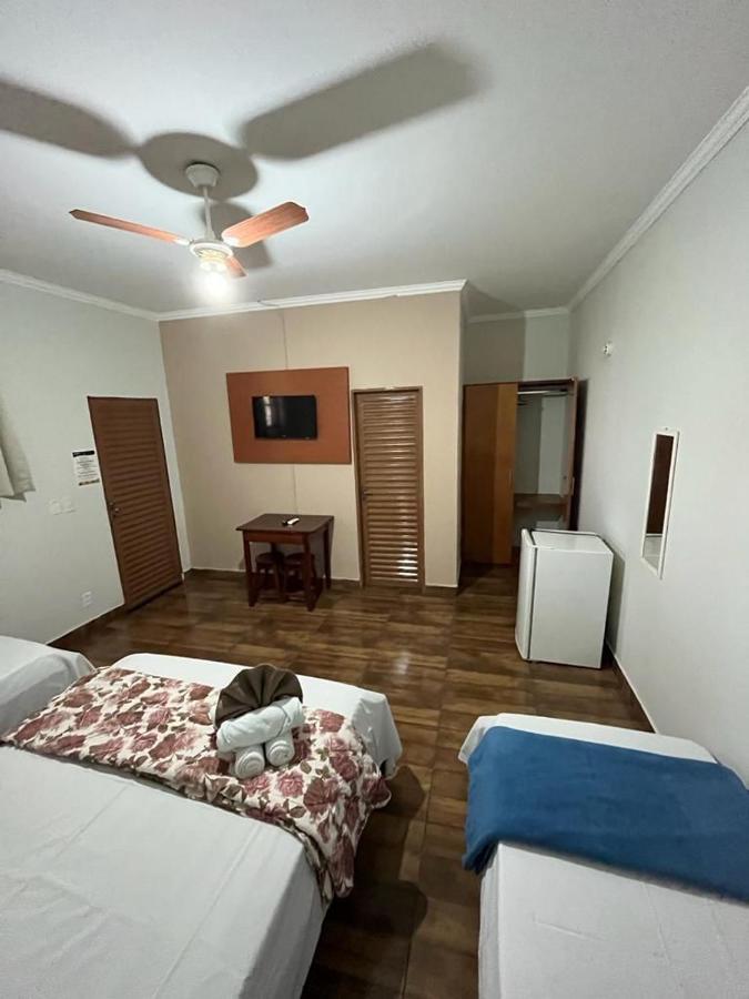 Hotel Portela II - Av Principal E A 500M Do Thermas Dos Laranjais Olímpia Exteriér fotografie